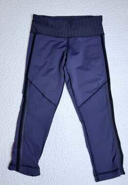 Lululemon Race With Grace Crop Purple Striped Waistband Ruched Leggings Size 4
